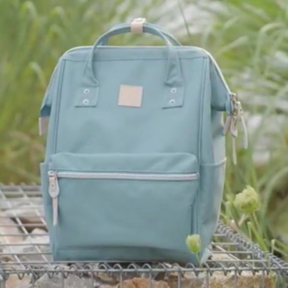 New Travel Large Backpack With USB Charging Port Choose Color - Picture 11 of 12